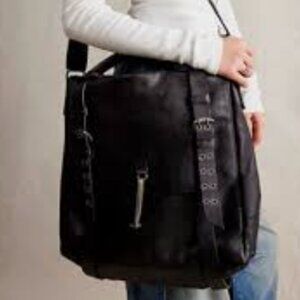 We The Free Barton Messenger Bag - 100% Leather - NWT  MSRP $428